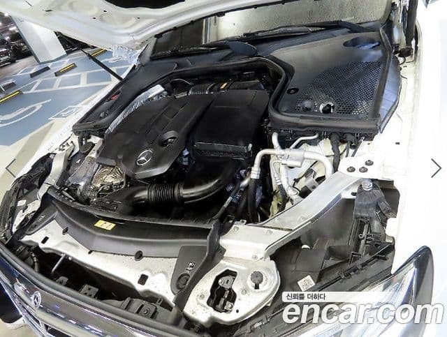Mercedes-Benz E-Class 2018 — Şəkil 20/20