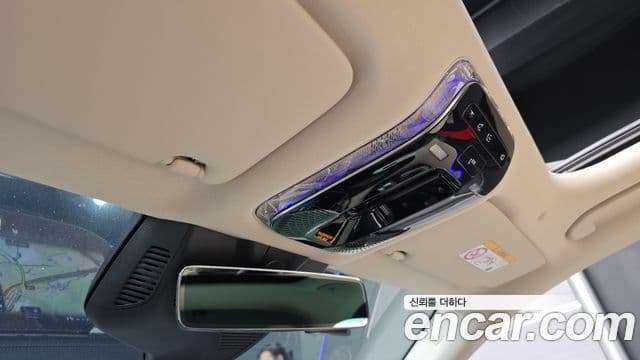 Mercedes-Benz E-Class 2024 — ფოტო 18/30