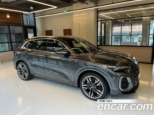 Audi Q5 2026 — Photo 5/18