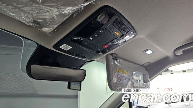 Kia Carnival 2025 — Фото 17/20