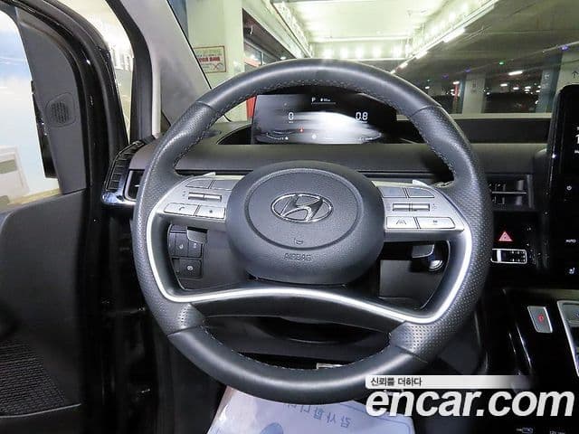 Hyundai Staria 2021 — Şəkil 8/20