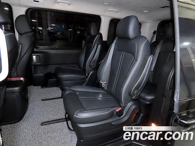 Hyundai Staria 2021 — Şəkil 9/20