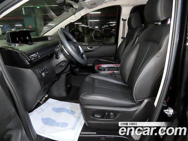 Hyundai Staria 2021 — Şəkil 18/20