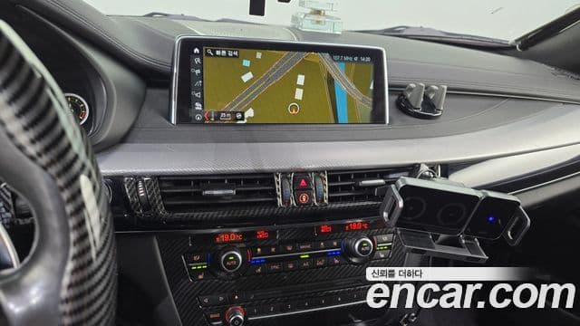 BMW X6 2018 — фото 12 из 20