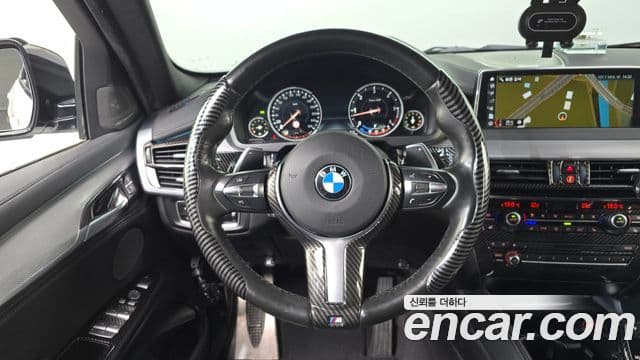 BMW X6 2018 — Şəkil 13/20