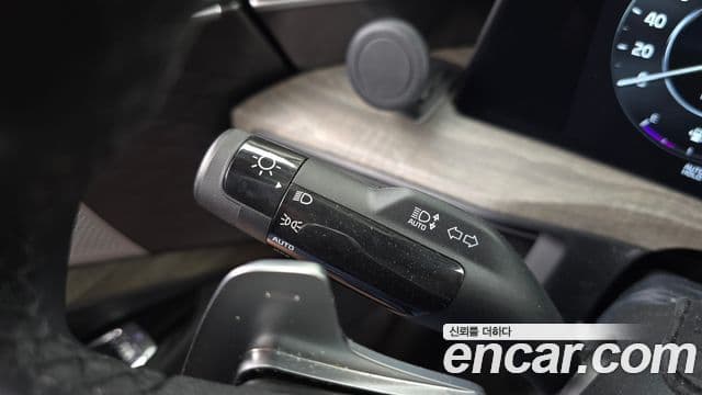 Kia K8 2024 — Photo 7/30