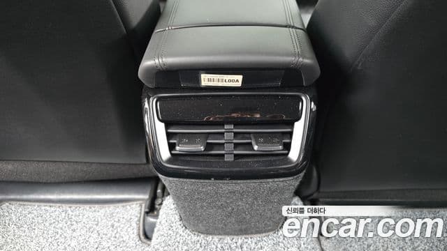 Kia K8 2024 — Photo 23/30