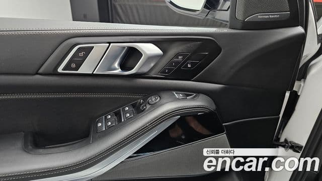 BMW X5 2025 — ფოტო 14/20