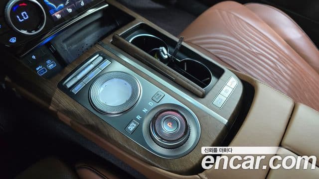 Genesis Electrified G80 2022 — ფოტო 9/20