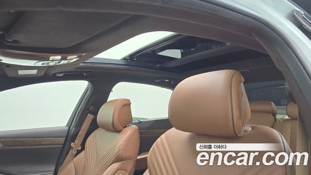 Genesis Electrified G80 2022 — ფოტო 17/20