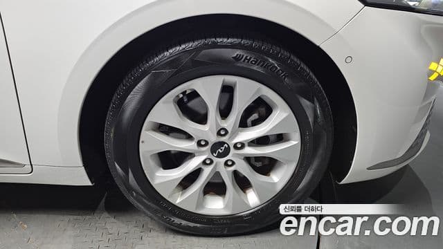 Kia K8 2022 — ფოტო 30/30