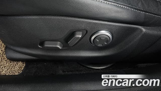 Genesis G80 2020 — ფოტო 16/37