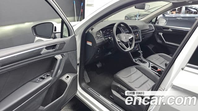 Volkswagen Tiguan 2024 — Şəkil 14/35