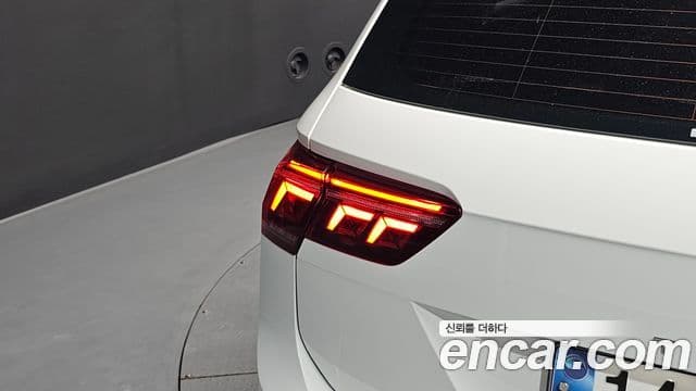 Volkswagen Tiguan 2024 — Şəkil 15/35