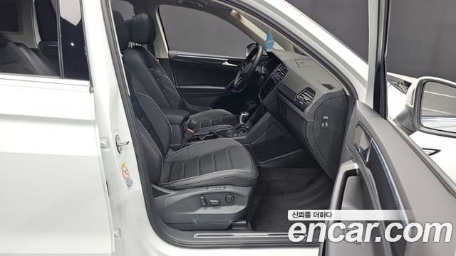 Volkswagen Tiguan 2024 — Şəkil 19/35