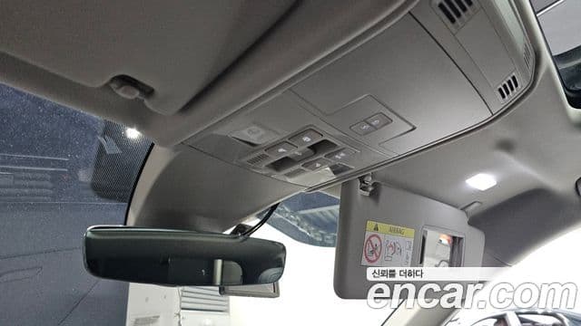 Volkswagen Tiguan 2024 — Şəkil 18/35