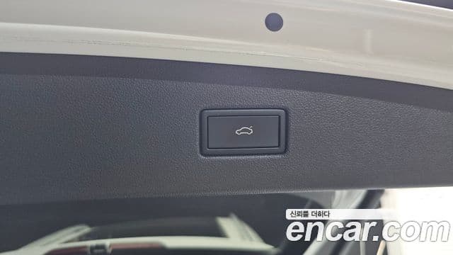 Volkswagen Tiguan 2024 — Şəkil 25/35