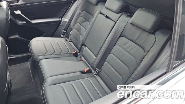 Volkswagen Tiguan 2024 — Şəkil 32/35