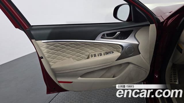 Genesis G70 2019 — ფოტო 9/37
