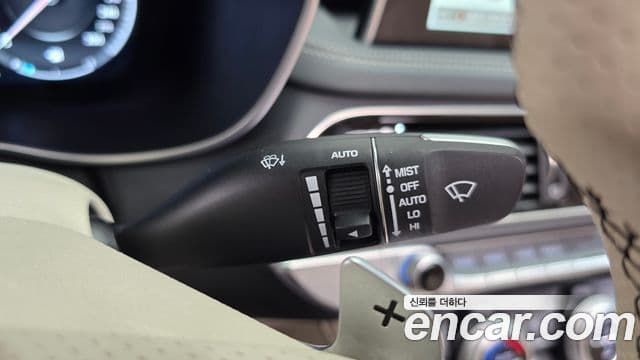 Genesis G70 2019 — ფოტო 11/37