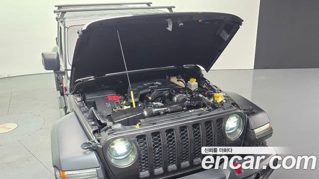 Jeep Gladiator 2021 — ფოტო 22/30