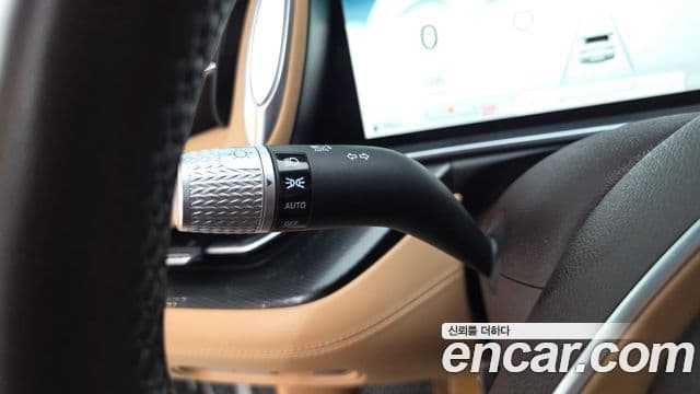 Genesis G90 2022 — ფოტო 20/20