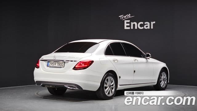 Mercedes-Benz C-Class 2020 — Фото 2/20