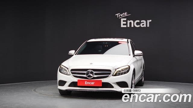 Mercedes-Benz C-Class 2020 — Фото 3/20