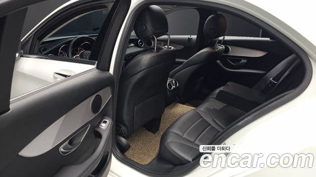 Mercedes-Benz C-Class 2020 — Фото 12/20