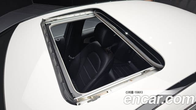 Mercedes-Benz C-Class 2020 — Фото 19/20