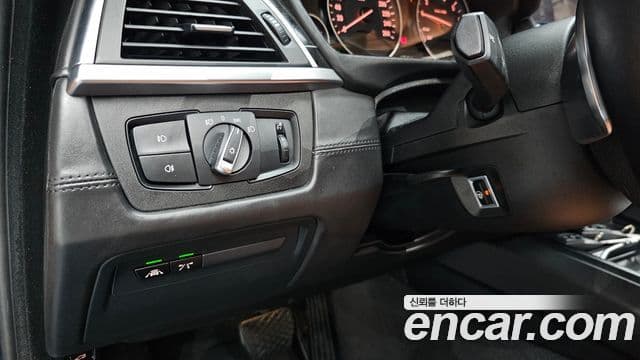 BMW 4 Series 2018 — Şəkil 14/20