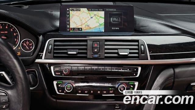 BMW 4 Series 2018 — фото 17 из 20