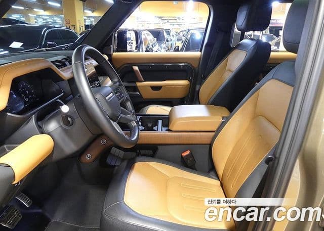 Land Rover Defender 2023 — ფოტო 6/20