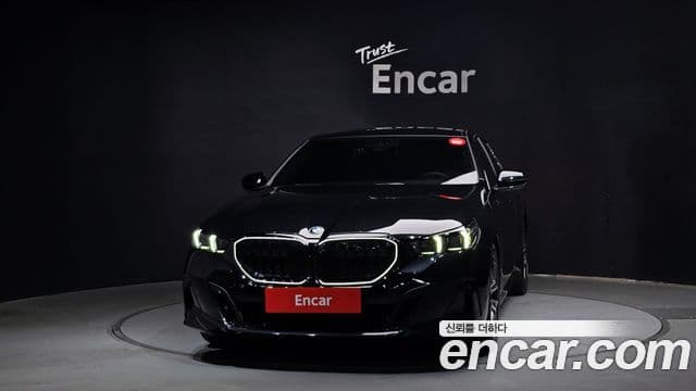 BMW 5 Series 2025 — ფოტო 3/20