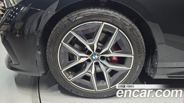 BMW 5 Series 2025 — ფოტო 5/20