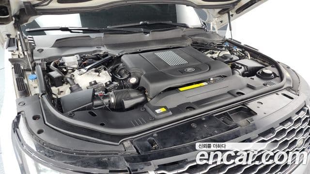 Land Rover Range Rover 2018 — Photo 13/20