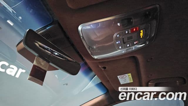 Genesis G90 2023 — ფოტო 19/20