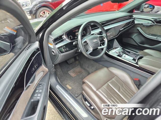 Audi A8 2021 — Şəkil 6/17