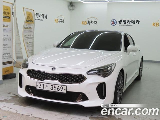 Kia Stinger 2019 — Фото 10/20
