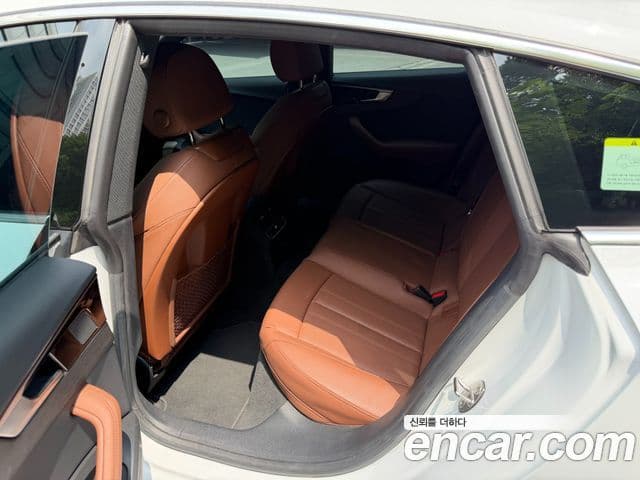 Audi A5 2022 — ფოტო 13/15