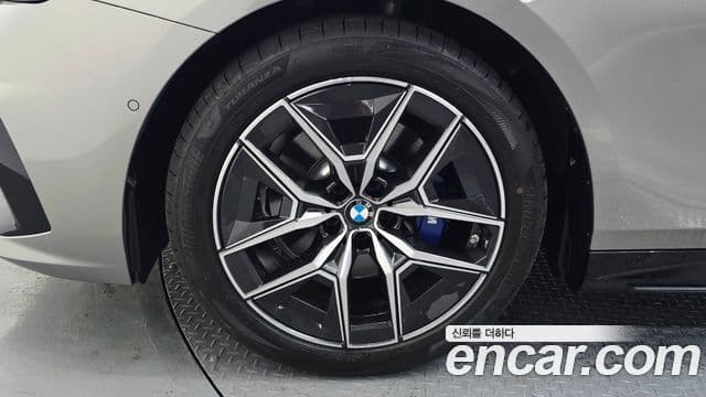 BMW 5 Series 2025 — ფოტო 5/20
