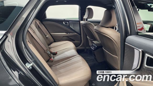 Kia K8 2023 — ფოტო 11/20