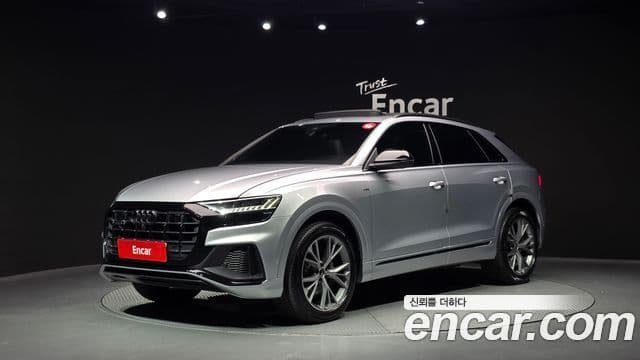 Audi Q8 2022 — Photo 19/39