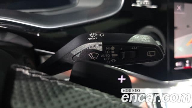 Audi Q8 2022 — Photo 32/39