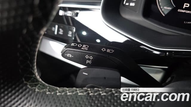 Audi Q8 2022 — Photo 24/39
