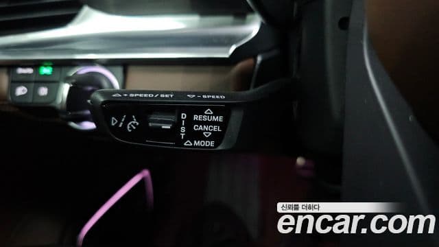 Porsche Panamera 2023 — Photo 36/38