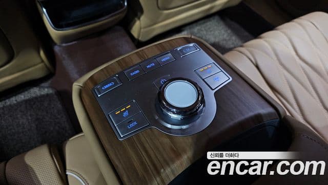 Genesis G80 2024 — ფოტო 26/32