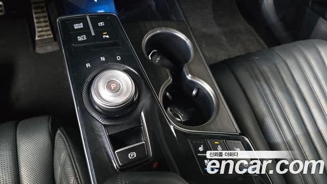 Kia K8 2023 — Şəkil 9/20