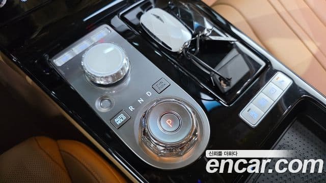 Genesis Electrified G80 2025 — Şəkil 9/20