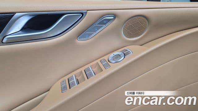 Genesis Electrified G80 2025 — Şəkil 12/20